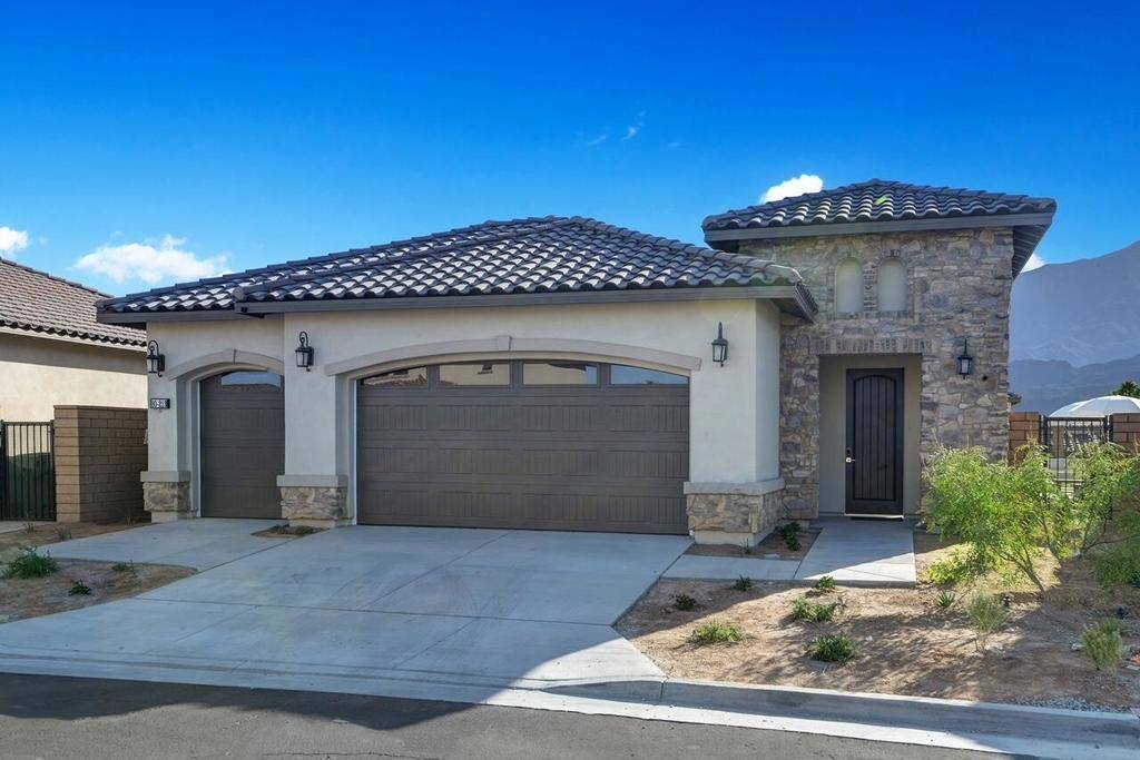 La Quinta, CA 92253,80213 Champions WAY