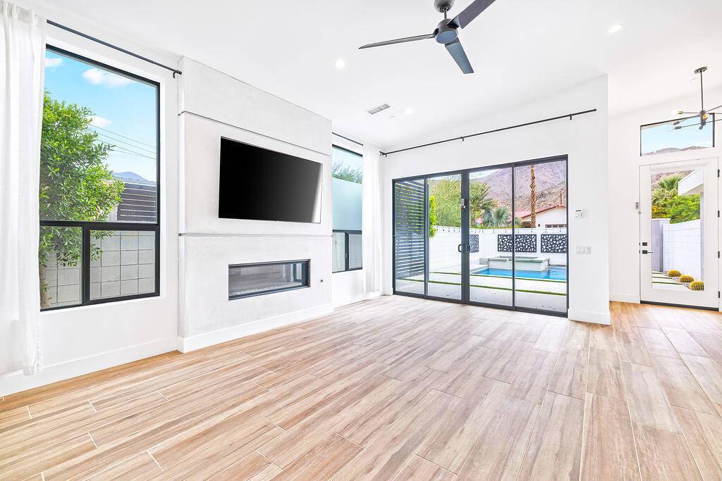 La Quinta, CA 92253,54470 Avenida Diaz