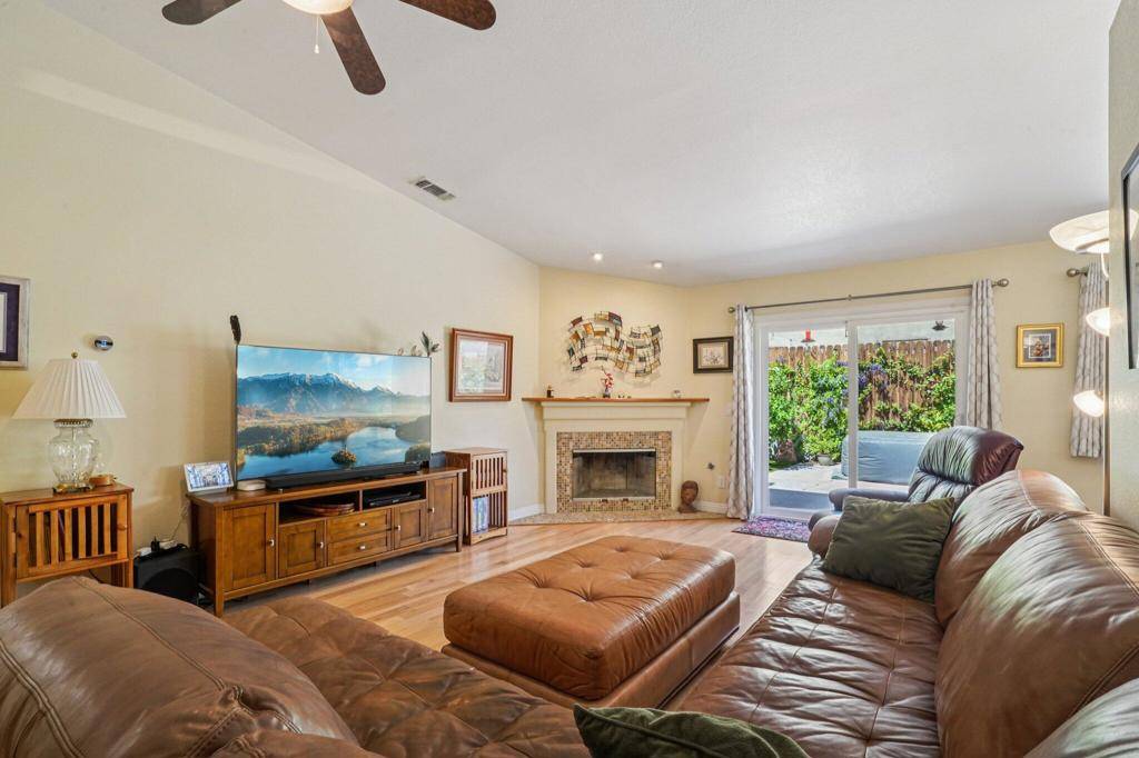 La Quinta, CA 92253,52165 Avenida Cortez