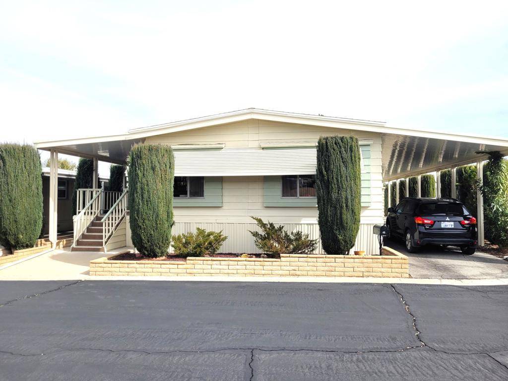 54999 Martinez TRL #40, Yucca Valley, CA 92284