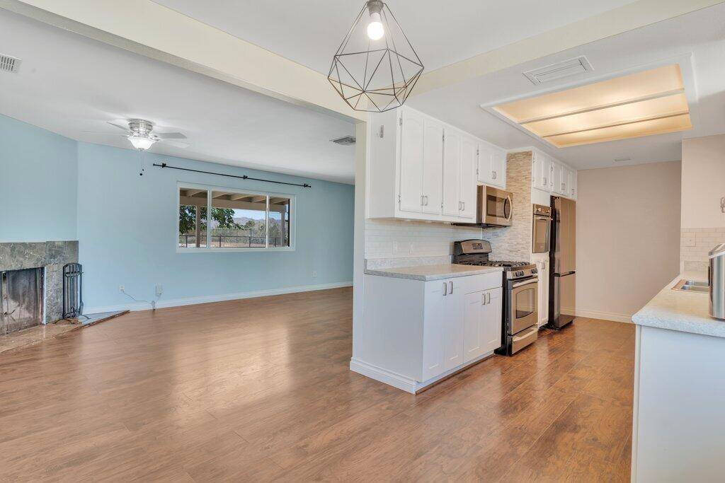 7592 Hanford AVE, Yucca Valley, CA 92284