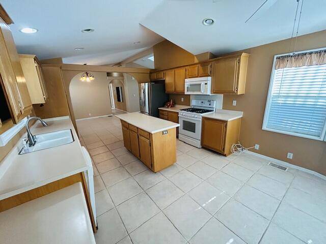 Desert Hot Springs, CA 92240,15300 Palm DR #154