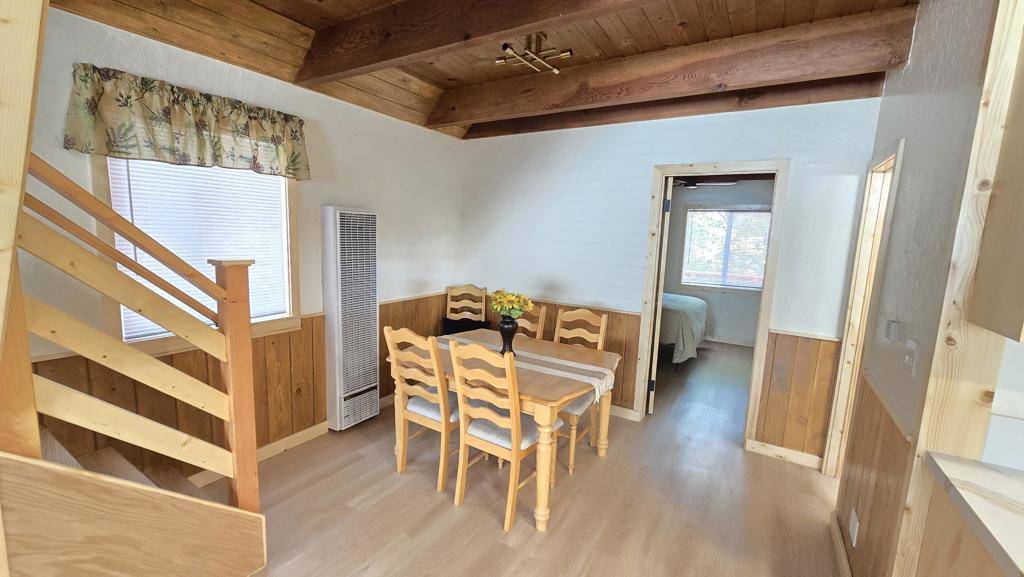 Sugarloaf, CA 92386,317 Spruce LN