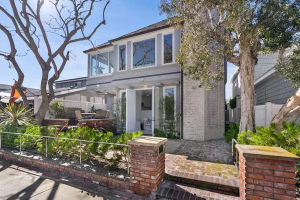 Newport Beach, CA 92661,2117 Miramar DR