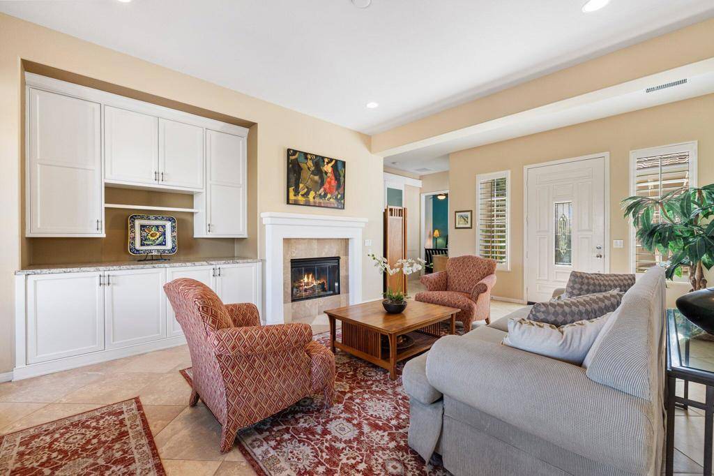 La Quinta, CA 92253,81328 Victoria LN