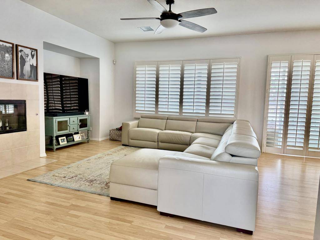 Desert Hot Springs, CA 92240,13697 Mountain Top DR