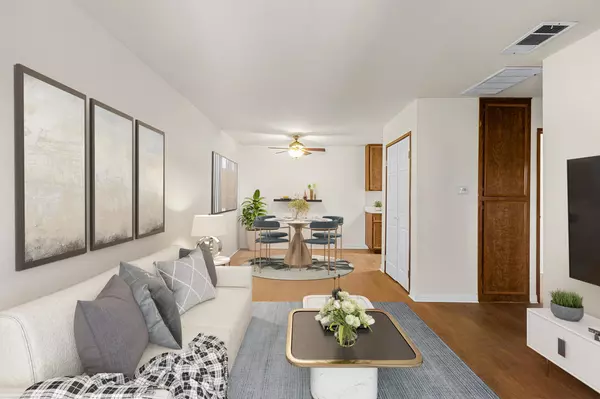 2809 N Los Felices CIR E #G111, Palm Springs, CA 92262