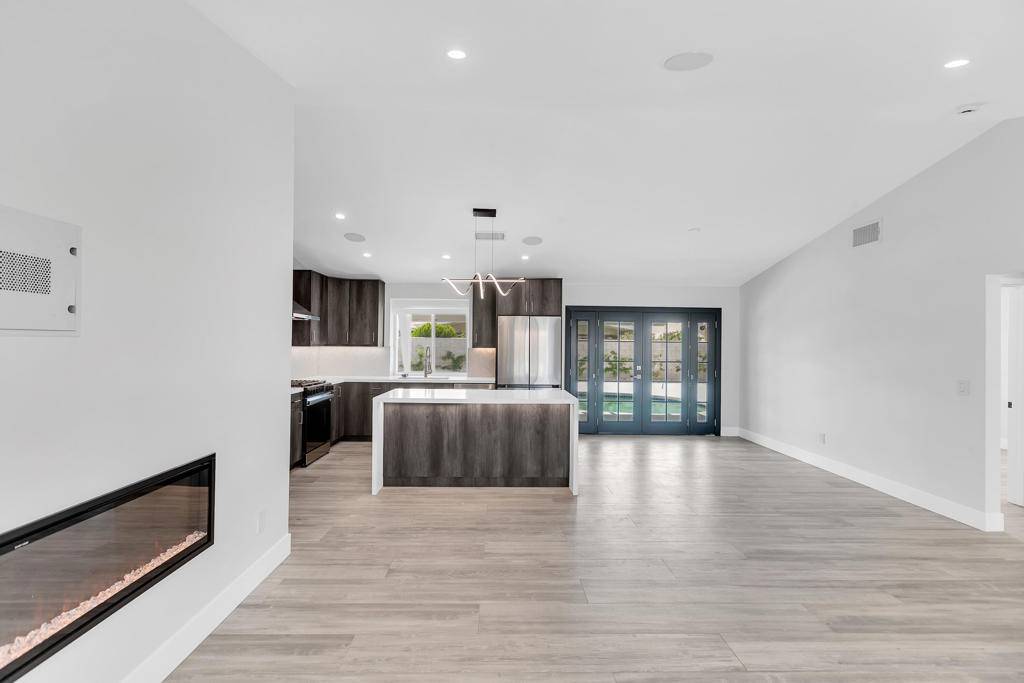 Cathedral City, CA 92234,69835 Bluegrass WAY
