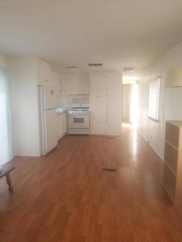 Bombay Beach, CA 92257,9586 Avenue B