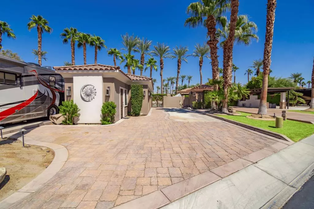 Indio, CA 92201,80501 Avenue 48 #21