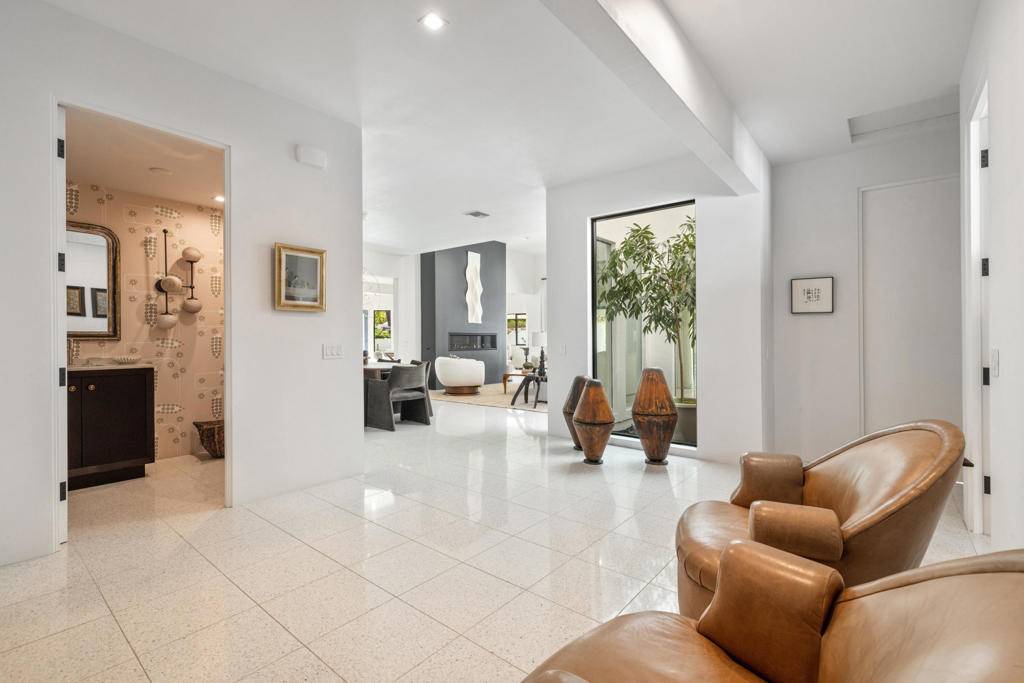 Indian Wells, CA 92210,75465 Montecito DR