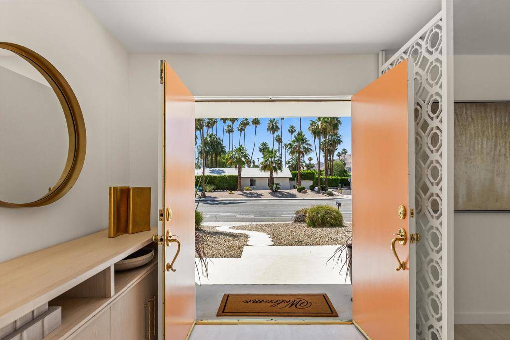 Palm Springs, CA 92264,1177 S Farrell DR