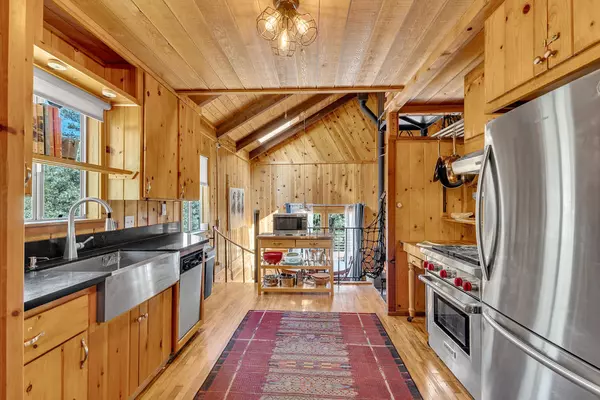 Idyllwild, CA 92549,53560 Country Club DR