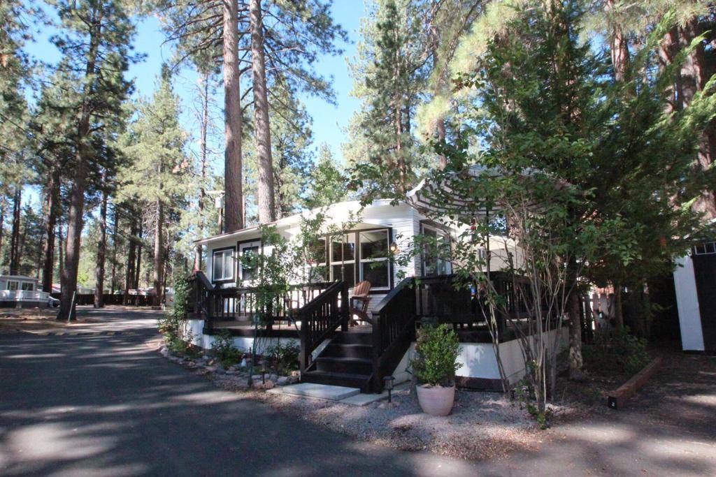 Big Bear, CA 92315,41105 Lahontan #E1