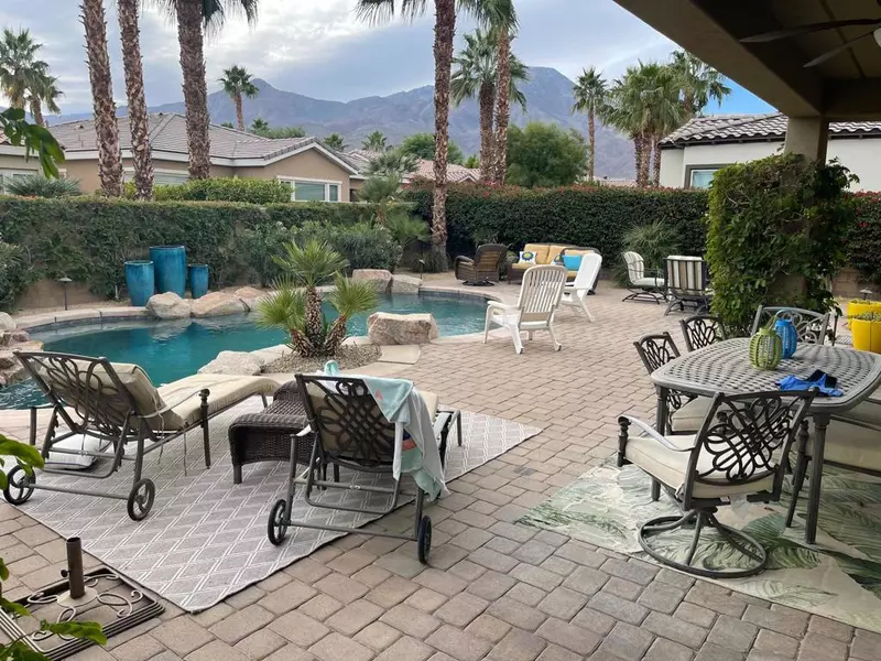 81415 Jacaranda CT, La Quinta, CA 92253