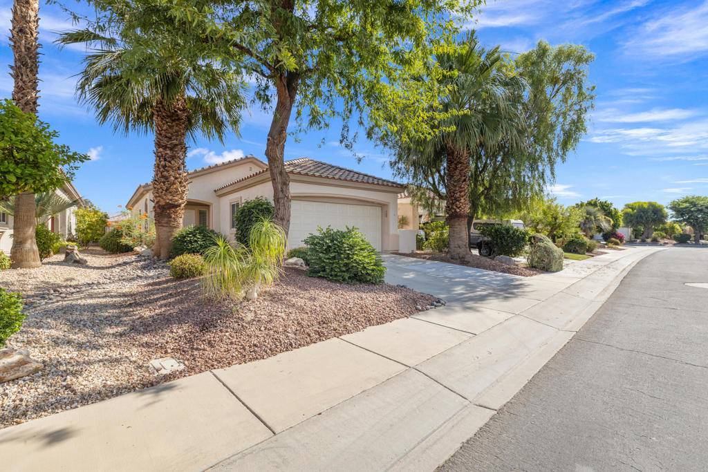 Palm Desert, CA 92211,78696 Postbridge CIR