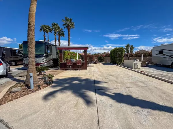 Indio, CA 92201,80394 Ave 48 #68