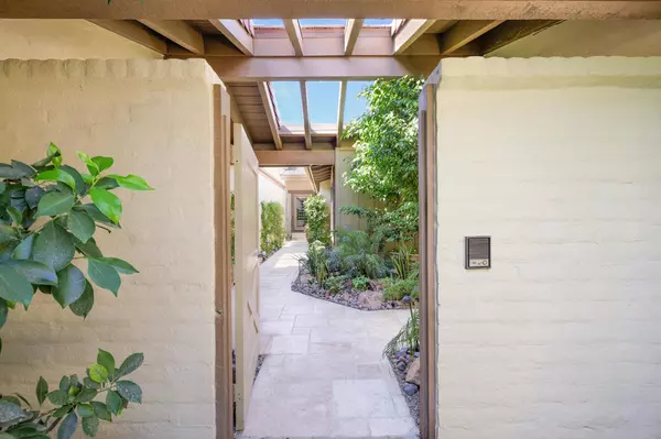 Palm Desert, CA 92211,357 Bouquet Canyon DR