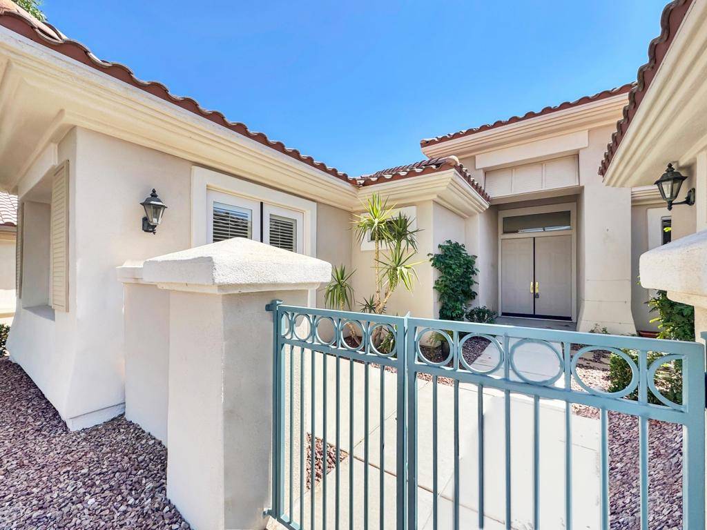 Palm Desert, CA 92211,35925 Rosemont DR