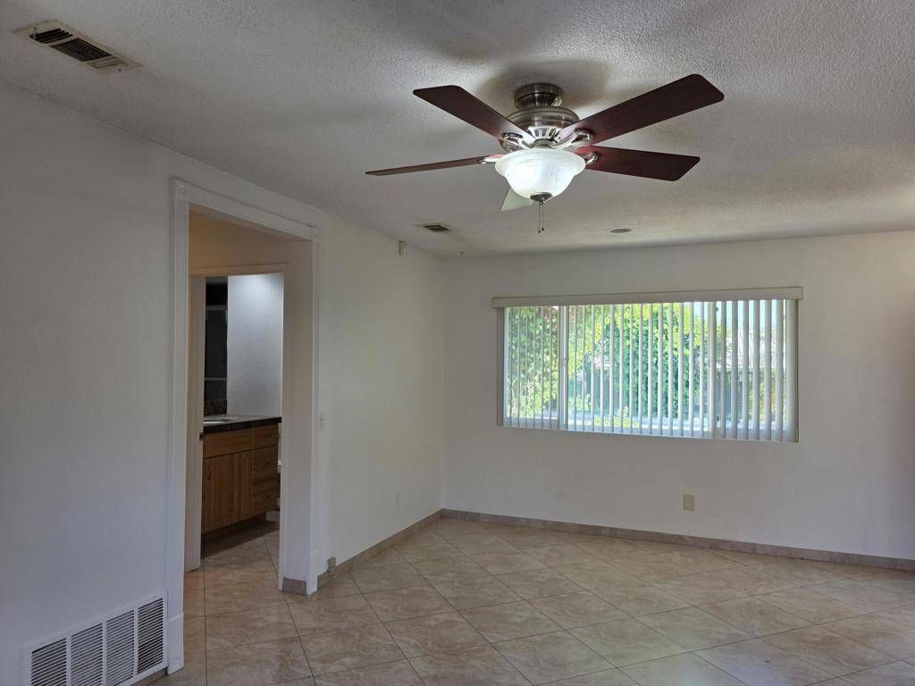 La Quinta, CA 92253,53265 Avenida Obregon