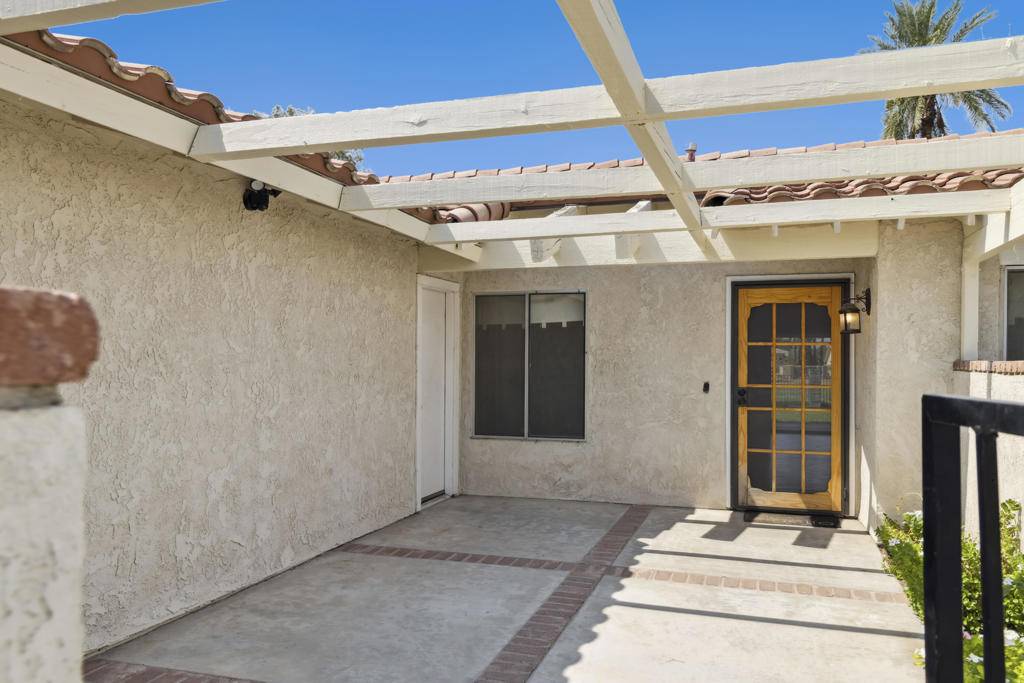 Indio, CA 92201,82505 Doolittle DR