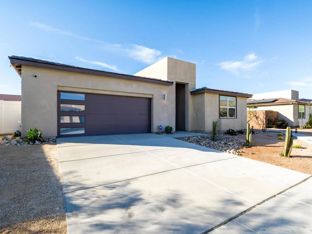 Desert Hot Springs, CA 92240,12463 Sylvanus DR