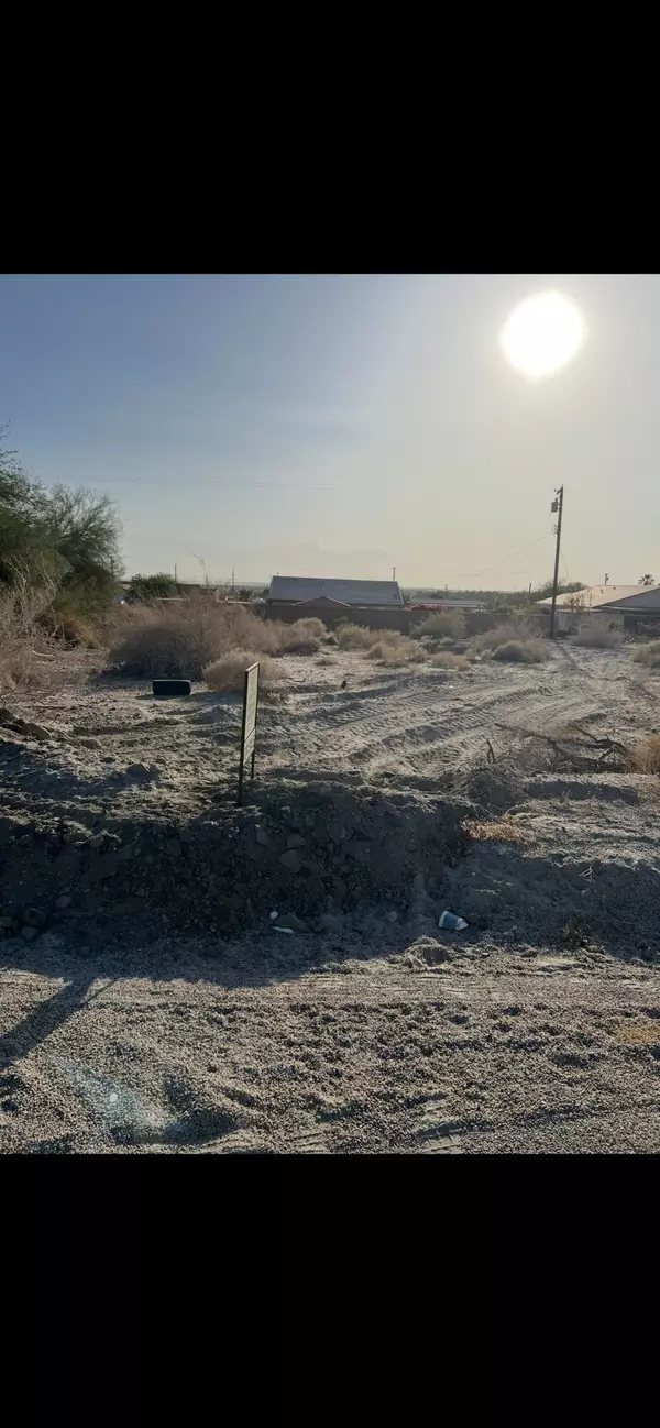 Mecca, CA 92254,0 Miramar DR