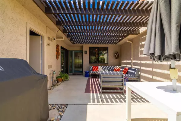 1971 Paseo Raqueta, Palm Springs, CA 92262