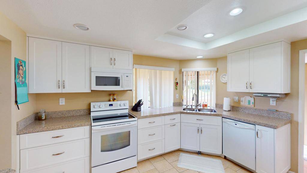 Palm Desert, CA 92260,72350 Rim DR