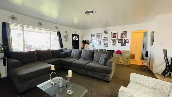 Indio, CA 92201,43930 Towne ST