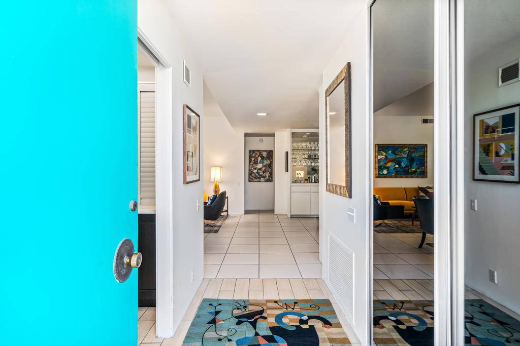 Palm Springs, CA 92264,215 Desert Lakes DR