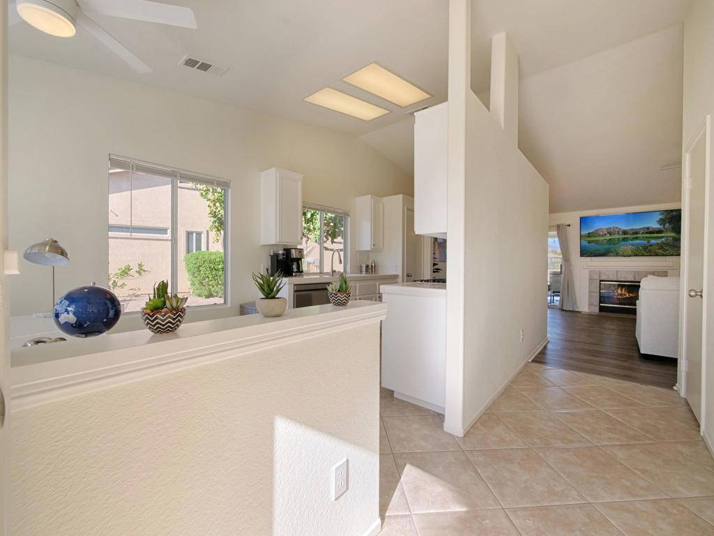 Indio, CA 92201,82550 Delano DR