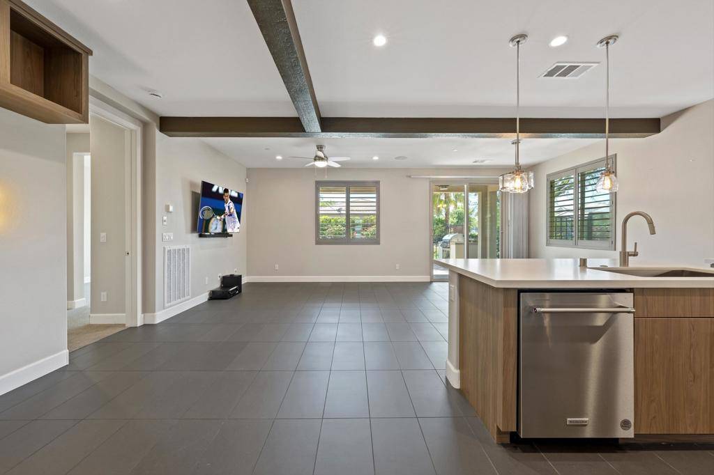 Indio, CA 92201,51673 Harmony CT
