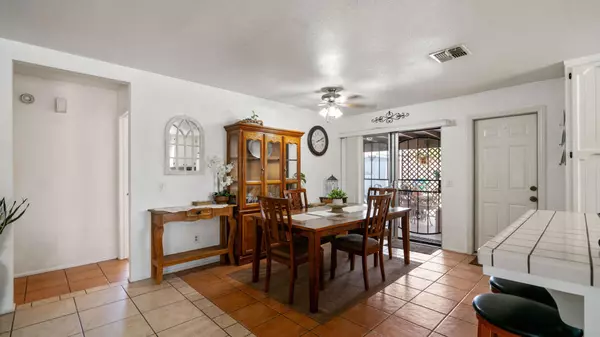 Yucca Valley, CA 92284,56889 Navajo TRL