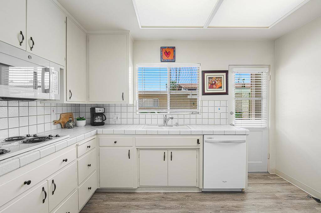 Palm Springs, CA 92262,290 S San Jacinto DR #9