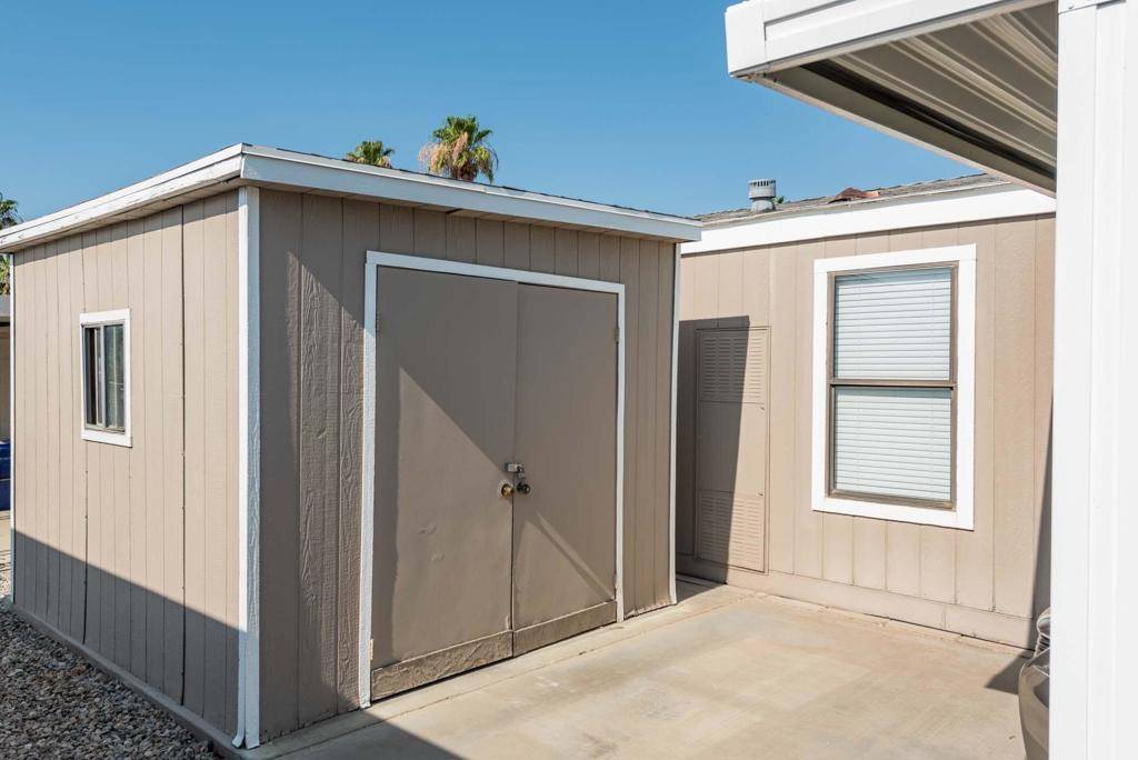 Cathedral City, CA 92234,263 Coble DR