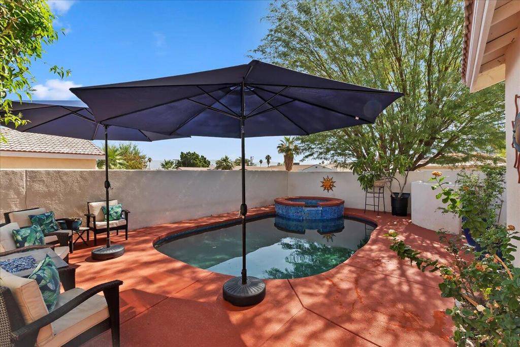 La Quinta, CA 92253,52945 Avenida Herrera