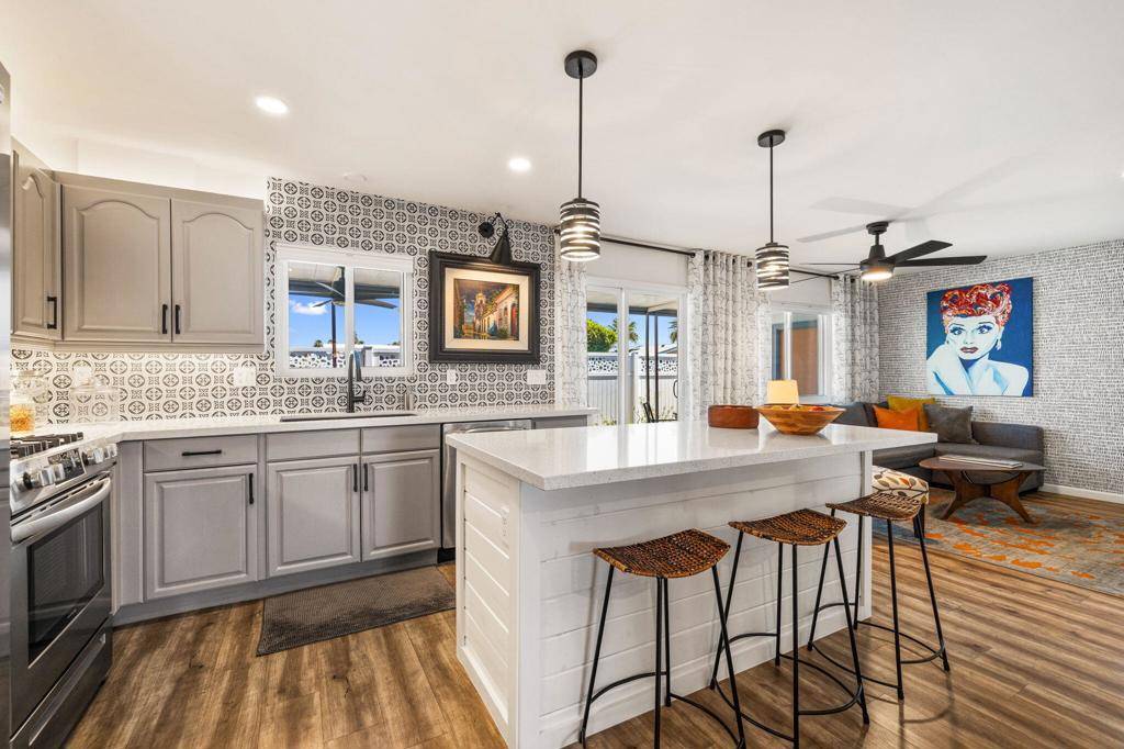 Palm Springs, CA 92264,183 Figuaro DR