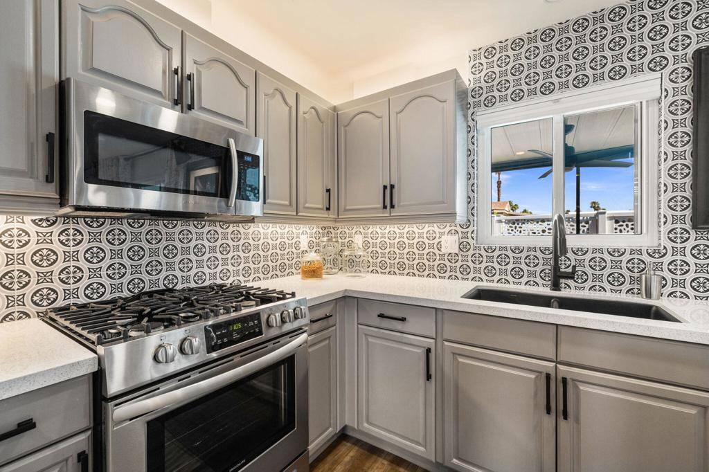 Palm Springs, CA 92264,183 Figuaro DR