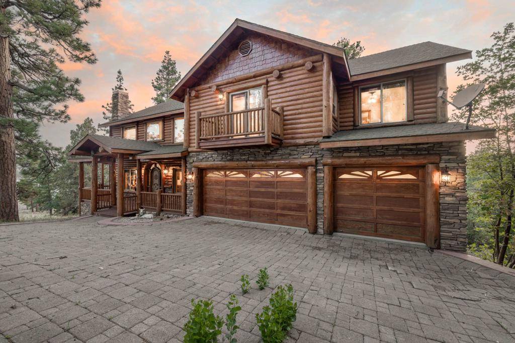 Fawnskin, CA 92333,39737 Flicker RD