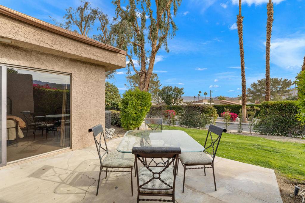 Palm Desert, CA 92260,48980 Wildwood LN