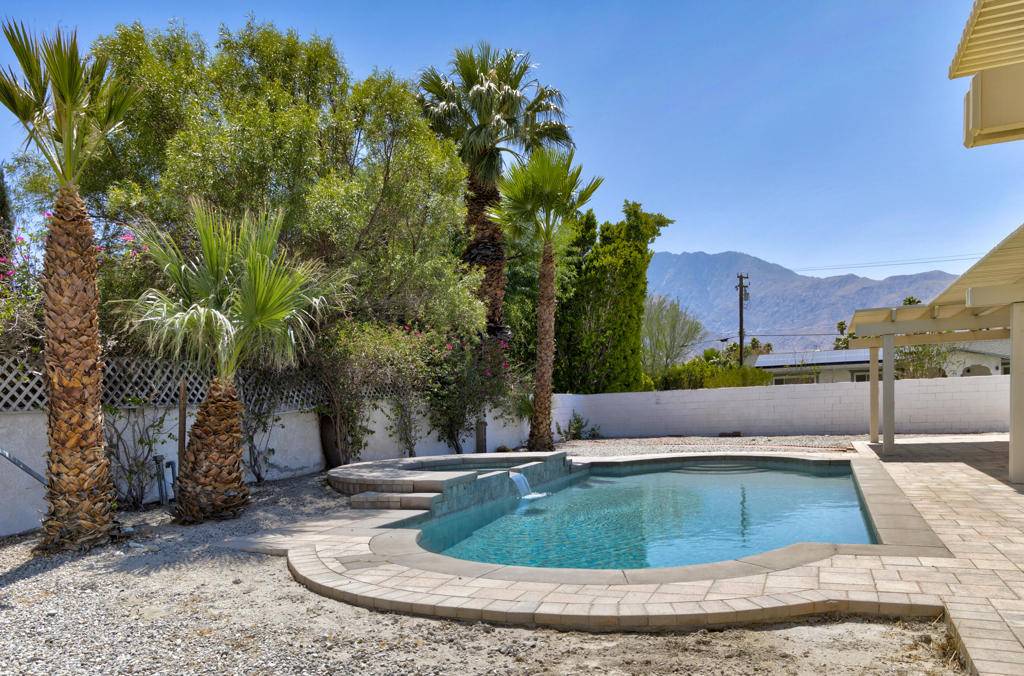 Palm Springs, CA 92262,2643 E Venetia RD