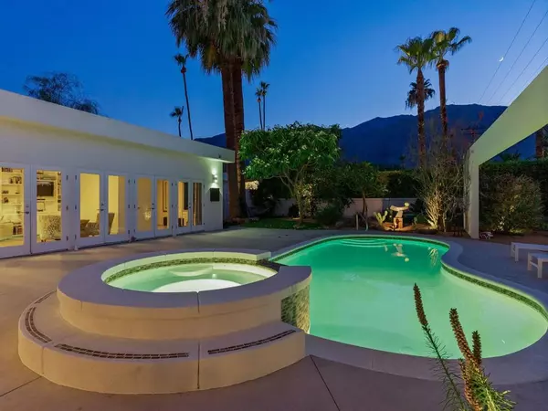 Palm Springs, CA 92264,958 E Mesquite AVE