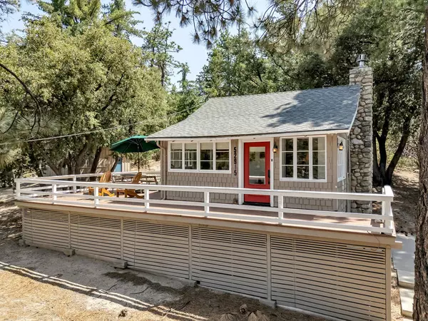 Idyllwild, CA 92549,52915 Woodland DR