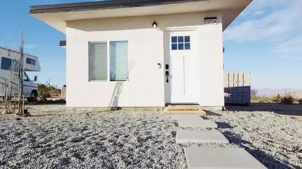 Landers, CA 92285,55724 Sunnyslope DR