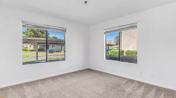 Palm Desert, CA 92211,43376 Cook ST #161