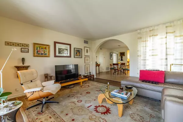 Palm Springs, CA 92264,500 S Farrell DR #L71