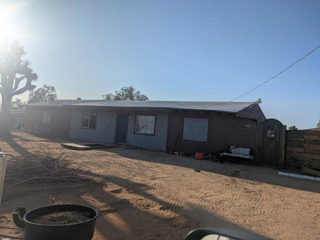 Yucca Valley, CA 92284,59318 Sunny Sands DR