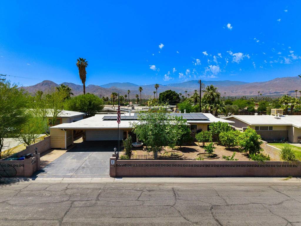 74561 Merle DR, Palm Desert, CA 92260
