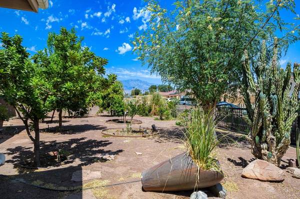 Palm Desert, CA 92260,74561 Merle DR